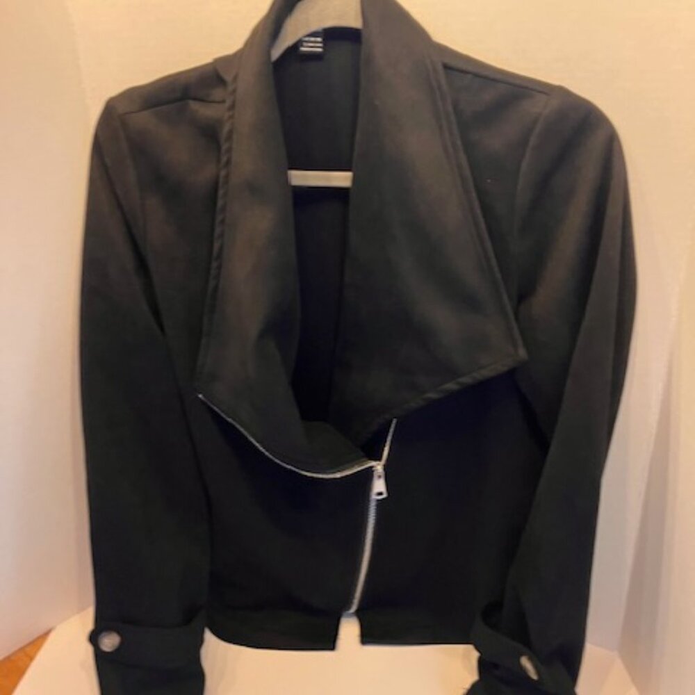 Cute fall jacket - Picture 2 of 2